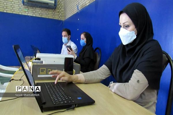 واکسیناسیون افرادبالای ۵۰ سال در اهواز