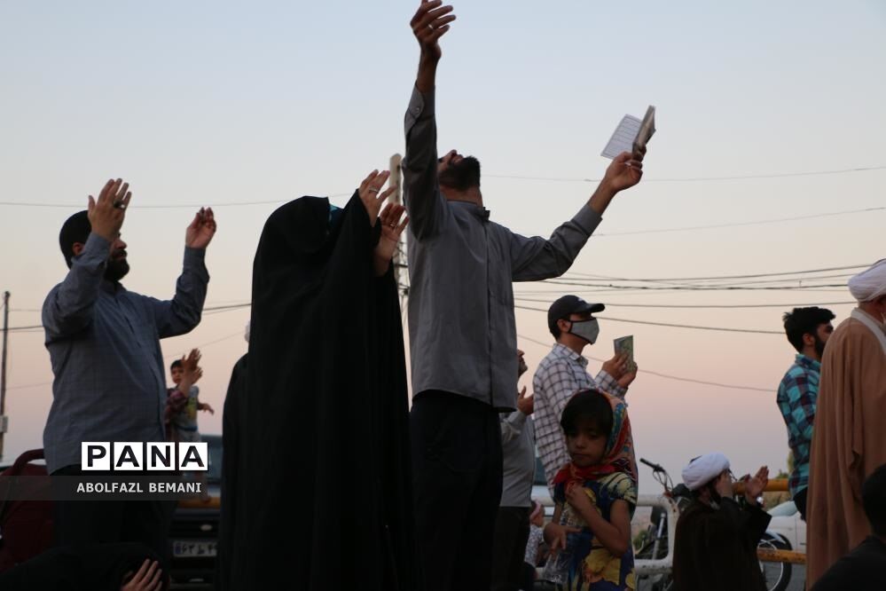 مراسم  دعای عرفه در یادمان شهدای گمنام کوه خضر نبی(ع)