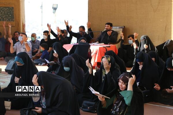 مراسم  دعای عرفه در یادمان شهدای گمنام کوه خضر نبی(ع)