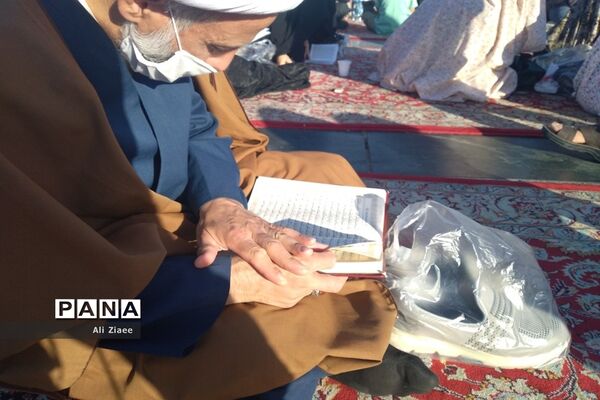 نماز عید قربان در حرم مطهر رضوی