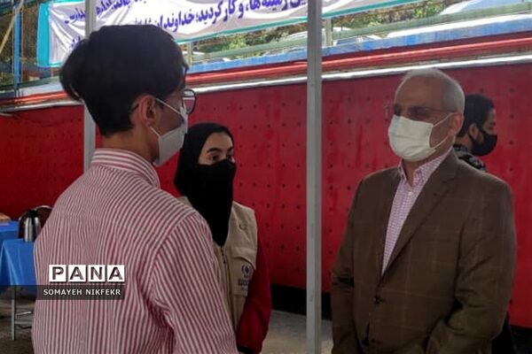 بازدید وزیر آموزش و پرورش از پاویون خبرنگاران پانا