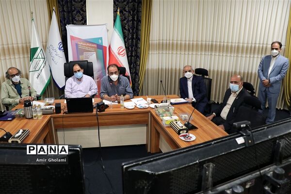 بازدید وزیر آموزش و پرورش از روند اجرای جشنواره فرهنگی هنری فردا