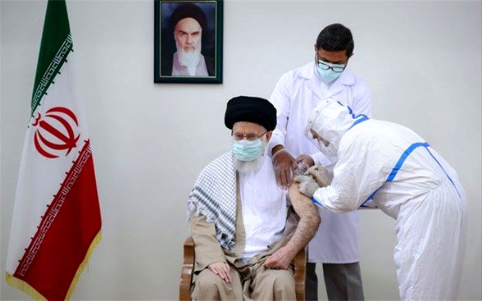 رهبر انقلاب دُز دوم واکسن ایرانی کرونا را دریافت کردند