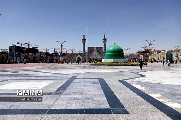 حرم علی‌ بن‌ موسی‌ الرضا(ع) در ایام کرونا