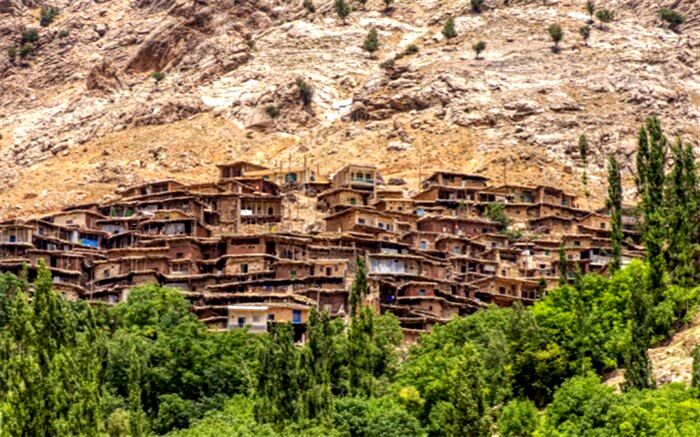 طرح ساخت و ساز در حریم روستاها منجر به نابودی کشاورزی می‌شود
