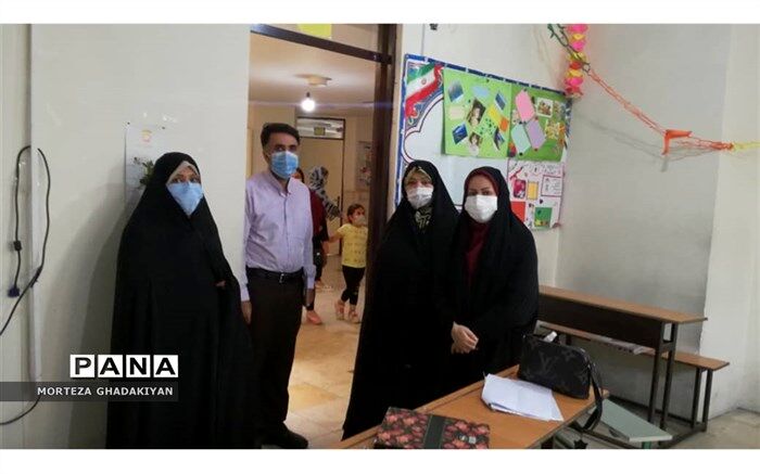 بازدید معاون پرورشی و تربیت بدنی آموزش و پرورش منطقه ۱۰ از پایگاه‌های سنجش سلامت