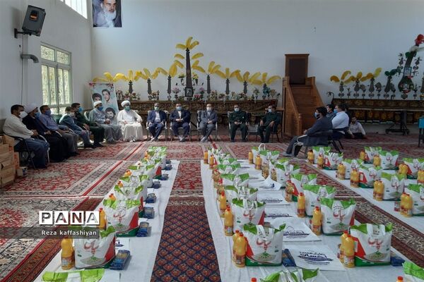 توزیع ۱۲۰۰ بسته معیشی و ۳ سری جهیزیه در کاشمر