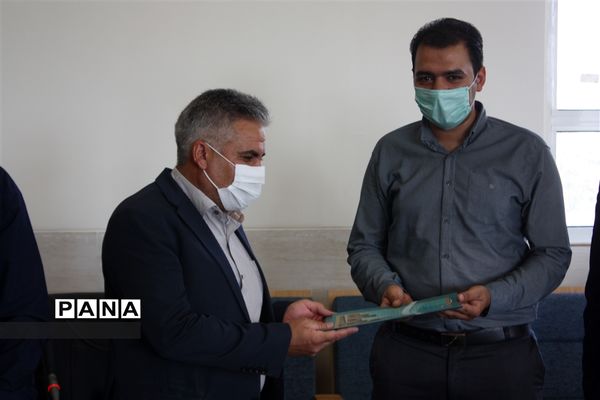 برگزاری شورای اداری آموزش و پرورش ابرکوه