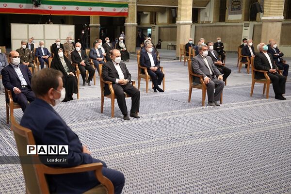 آخرین دیدار رئیس‌جمهور و اعضاء هیئت دولت دوازدهم با رهبر معظم انقلاب