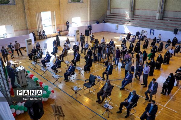 مراسم افتتاحیه پایگاه تجمیعی واکسیناسیون کووید- ۱۹ فرهنگیان