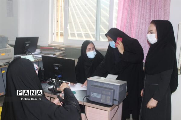 افتتاح طرح واکسیناسیون فرهنگیان شهرستان محمودآباد