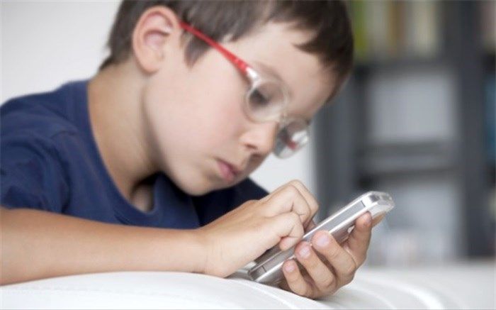 برای بچه‌ها گوشی‌ و‌ تبلت بخریم یا نه؟