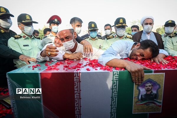 تشییع پیکر سرباز شهید مختوم‌نژاد