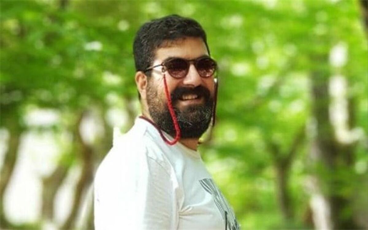درخت شیشه‌ای آلما روی صحنه می‌رود