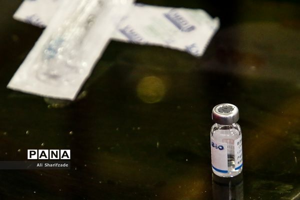 واکسیناسیون فرهنگیان در منطقه 3 آموزش و پرورش