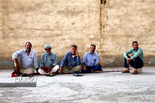 آیین اهدا ۲۰۰۰ عدد مخزن آب و اقلام بهداشتی ویژه مناطق محروم تنش آبی در خوزستان