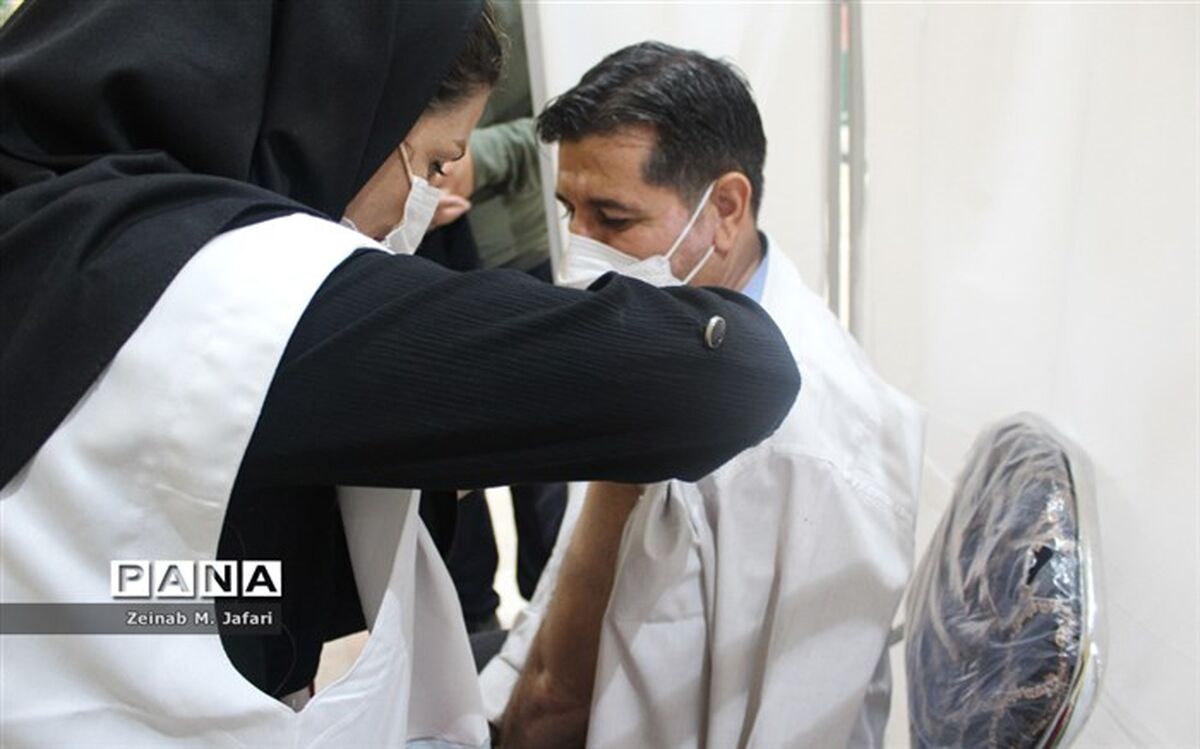 آغاز واکسیناسیون فرهنگیان شهرستان پیشوا
