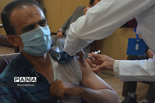 افتتاح مرکز واکسیناسیون دانشگاه فرهنگیان بیرجند استان خراسان جنوبی