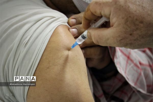 واکسیناسیون فرهنگیان در شیراز