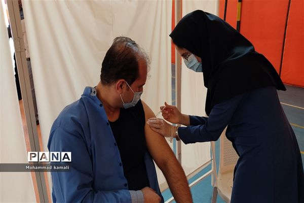 پایان روند واکسیناسیون فرهنگیان شهرستان محلات