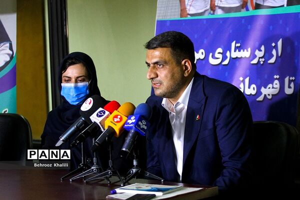 نشست خبری رئیس فدراسیون تیراندازی