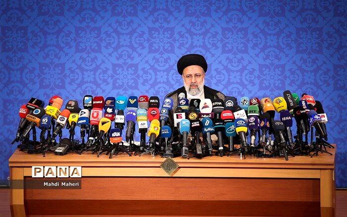 رئیس جمهوری کسب مدال طلای المپیک را به سجاد گنج زاده تبریک گفت