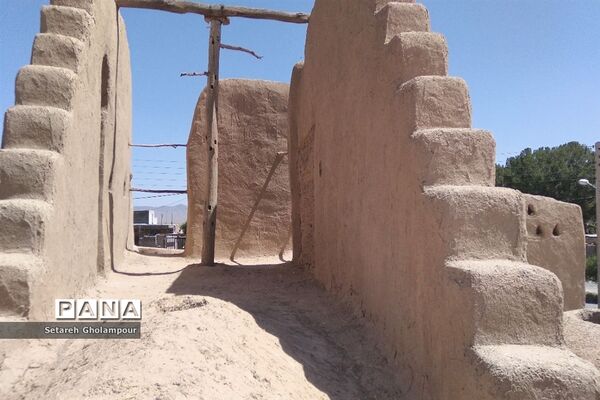 جلوه زیبا و باشکوه  آسیاب بادی شهرستان درمیان