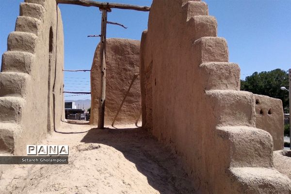 جلوه زیبا و باشکوه  آسیاب بادی شهرستان درمیان