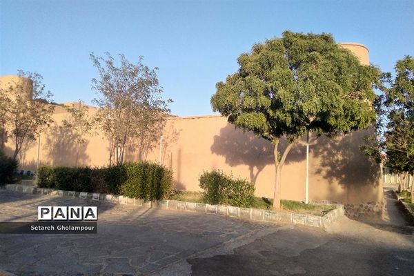 جلوه زیبا و باشکوه  آسیاب بادی شهرستان درمیان