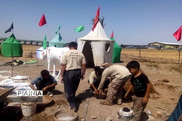 آماده سازی نمایشگاه «غنچه های خونین» در روستای باقرآباد قم