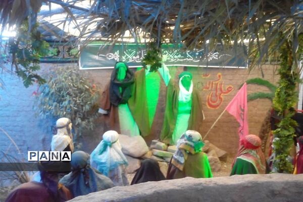 آماده سازی نمایشگاه «غنچه های خونین» در روستای باقرآباد قم