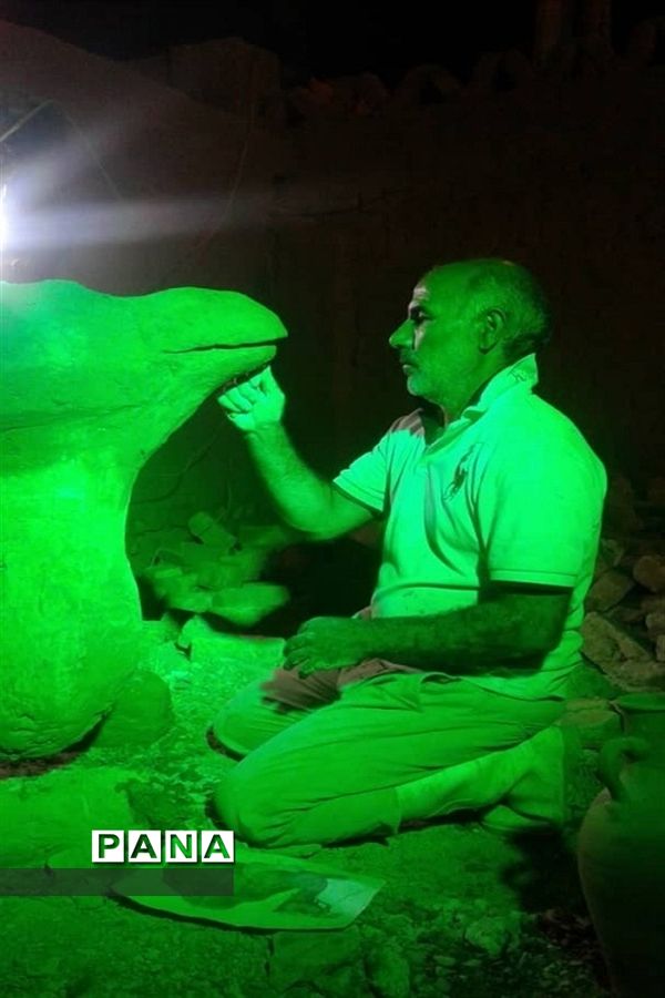 آماده سازی نمایشگاه «غنچه های خونین» در روستای باقرآباد قم