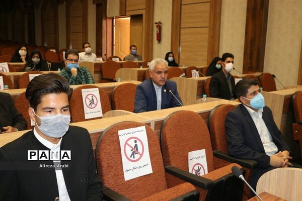 مراسم تجلیل از فعالان رسانه شهرستان کاشمر