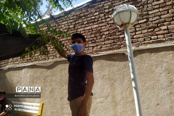 آماده سازی فضای هیئت دانش آموزی انصارالمهدی در  ماه محرم