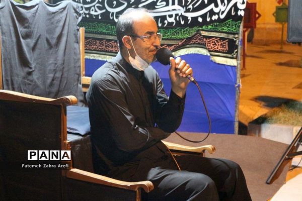 آغاز عزاداری دهه اول محرم در گلزار شهدای زابل