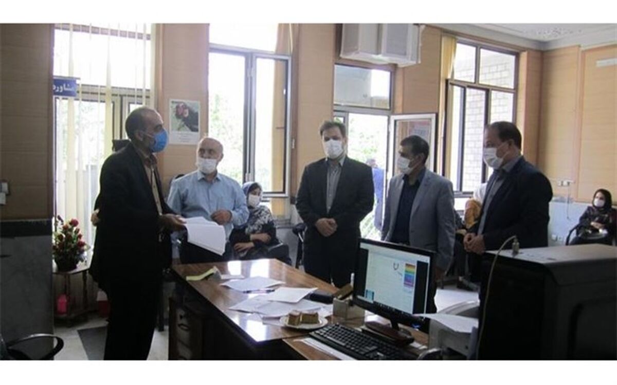 بازدید معاون پرورشی و فرهنگی آموزش و پرورش استان زنجان از پایگاه‌های انتخاب رشته کنکور