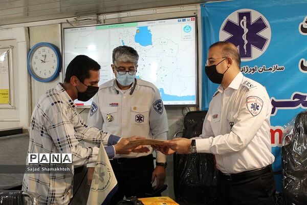آیین تجلیل از خبرنگاران  توسط ستاد هدایت عملیات بحران دانشگاه جندی شاپور اهواز (EOC)