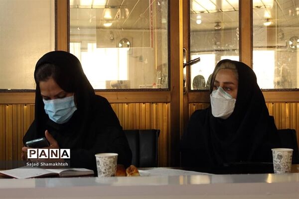 آیین تجلیل از خبرنگاران  توسط ستاد هدایت عملیات بحران دانشگاه جندی شاپور اهواز (EOC)