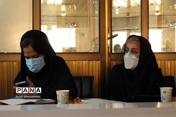 آیین تجلیل از خبرنگاران  توسط ستاد هدایت عملیات بحران دانشگاه جندی شاپور اهواز (EOC)