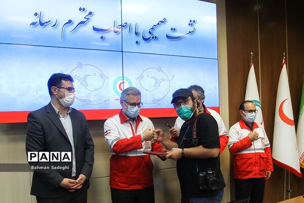 بازدید خبرنگاران از سازمان امداد و نجات جمعیت هلال احمر