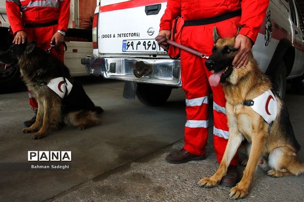 بازدید خبرنگاران از سازمان امداد و نجات جمعیت هلال احمر