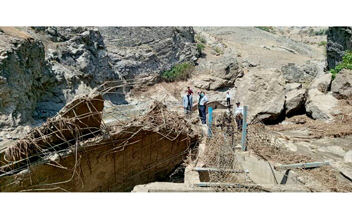 پیگیری رفع مشکل آبرسانی در مناطق سیل‌زده کلیبر