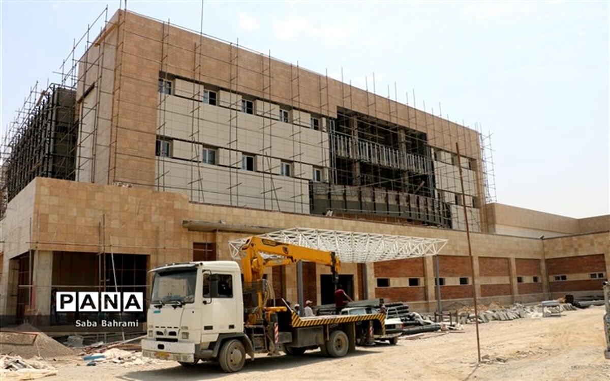 ساخت ۱۸ بیمارستان با ۳۱۰۰ تخت بیمارستانی به همت خیرین سلامت در فارس