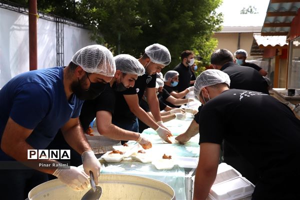 برگزاری طرح ملی نذرواره  ۷۲ خوان احسان حسینی