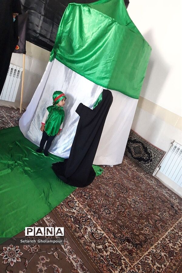 شیرخوارگان حسینی در درمیان