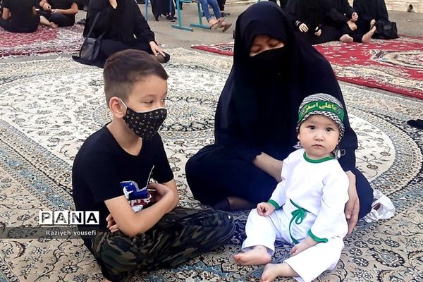 خونی که بر زمین کربلا ننشست