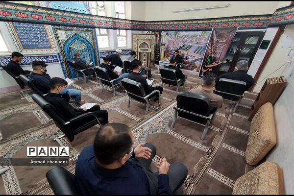 تجلیل از نفرات برتر مسابقات قرآنی کشور در آموزش و پرورش کارون