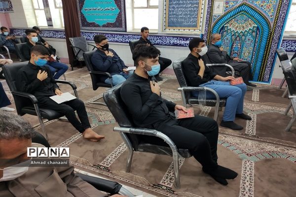 تجلیل از نفرات برتر مسابقات قرآنی کشور در آموزش و پرورش کارون