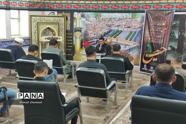 تجلیل از نفرات برتر مسابقات قرآنی کشور در آموزش و پرورش کارون