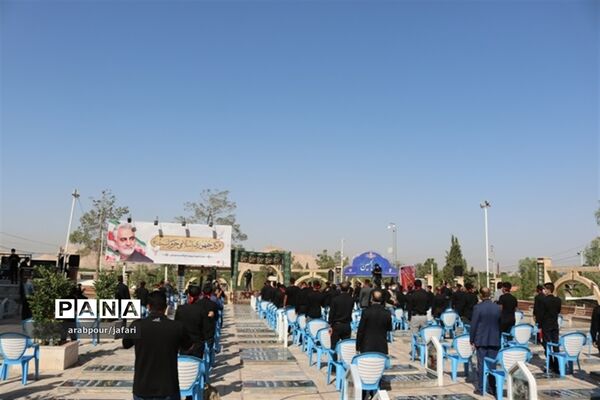برگزاری سوگواره  احلی من العسل در جوار مرقد حاج قاسم سلیمانی